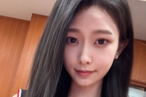 美女主持人辰辰：滿屏的交易為何偏偏沒(méi)有勇士 我可算理解華妃了